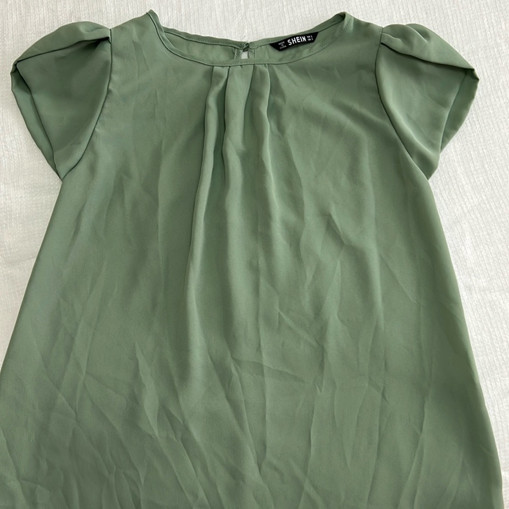Green blouse